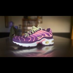 Nike Air Max Plus TN Tuned GS Lucky Charms